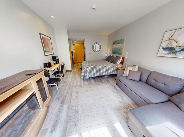 113 Expedition Sta, Snowshoe, WV 26209