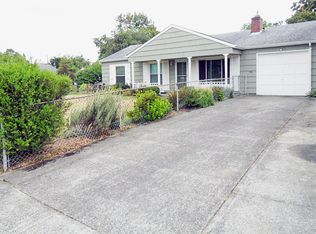6834 N Smith St, Portland, OR 97203