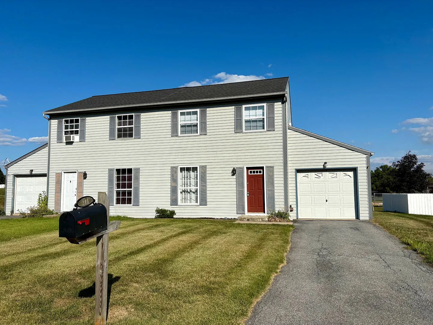 2 Bedroom 1 Bathroom in Mount Joy! — Photo 1