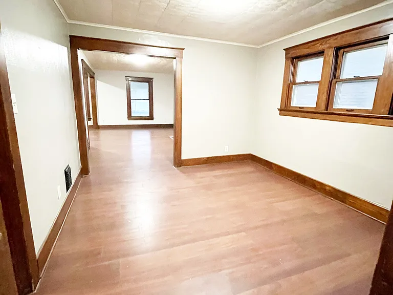 1113 Clark St #2 — Photo 2