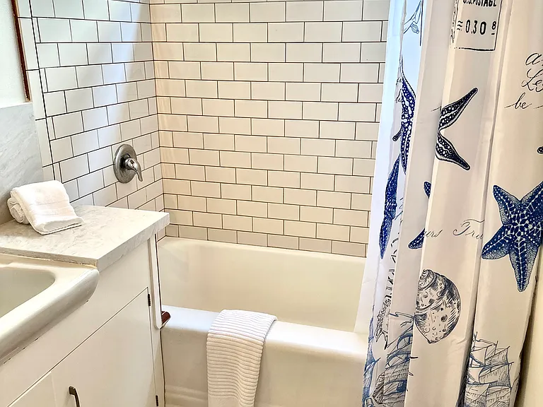 310 Rialto St — Photo 13