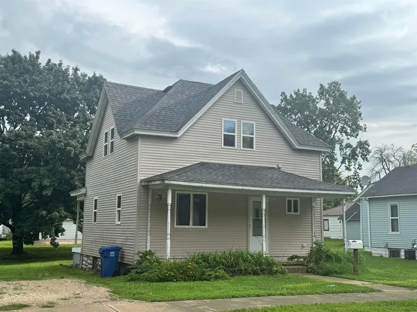 303 7th Ave, Charles City, IA 50616