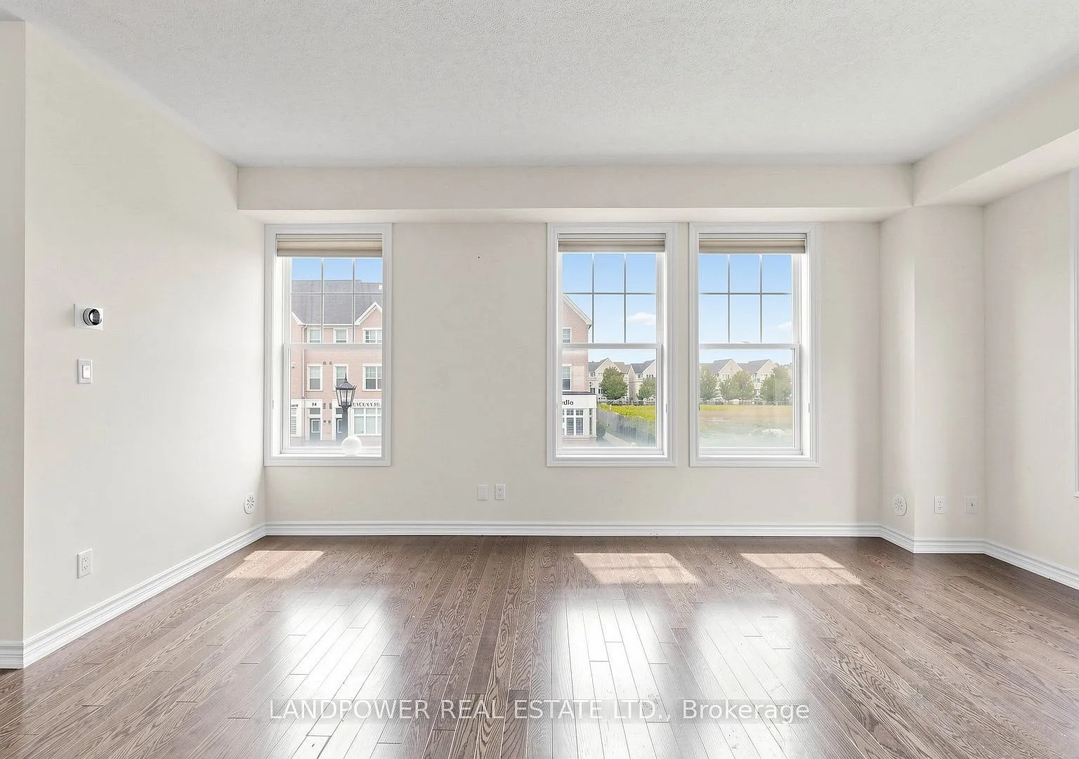 3 bed, $3,250 — Photo 2