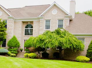 10 Bailiwick Dr, Warren, NJ 07059