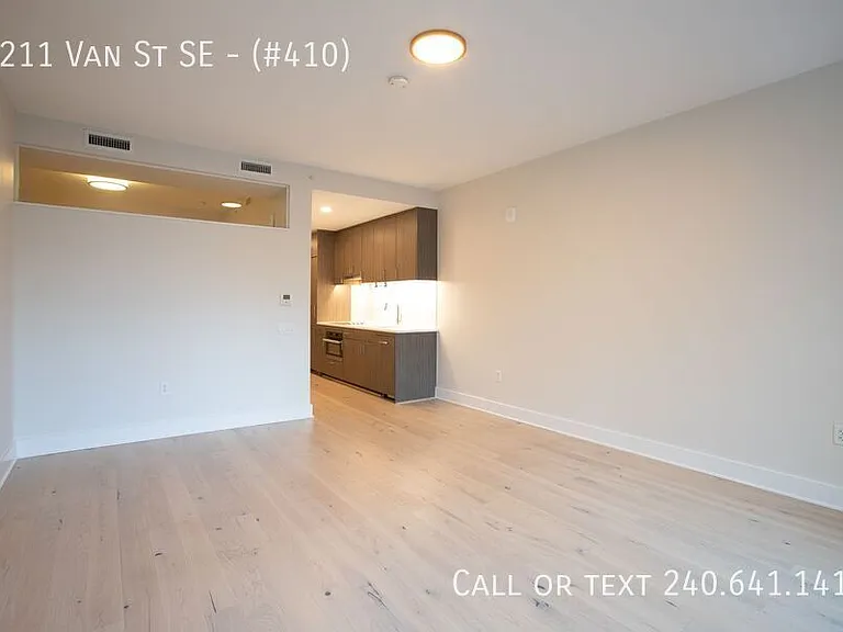 1211 Van St SE #410 — Photo 22