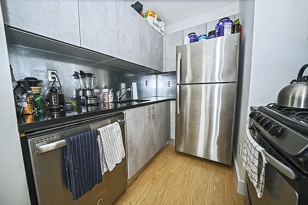 Rented by Level Group | media 27