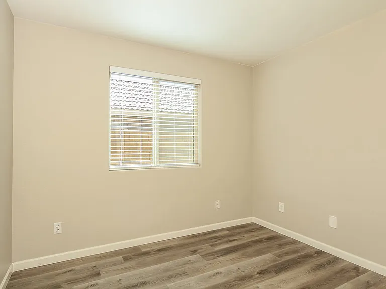 25832 N 66th Dr — Photo 13