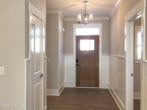 4th image of 2319 Crescent Bay Drive
