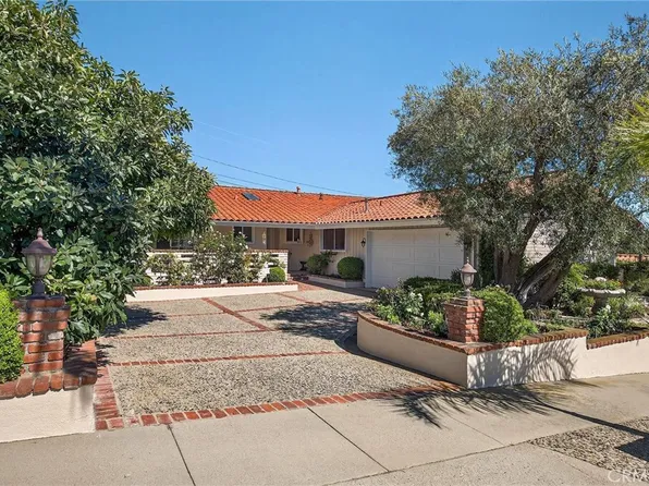 27032 Freeport Rd, Rancho Palos Verdes, CA 90275