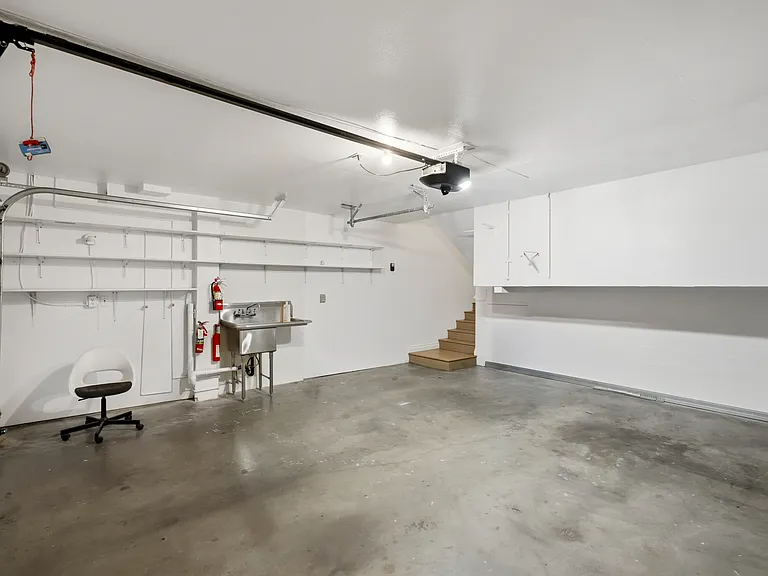 21901 Lassen St #123 — Photo 10