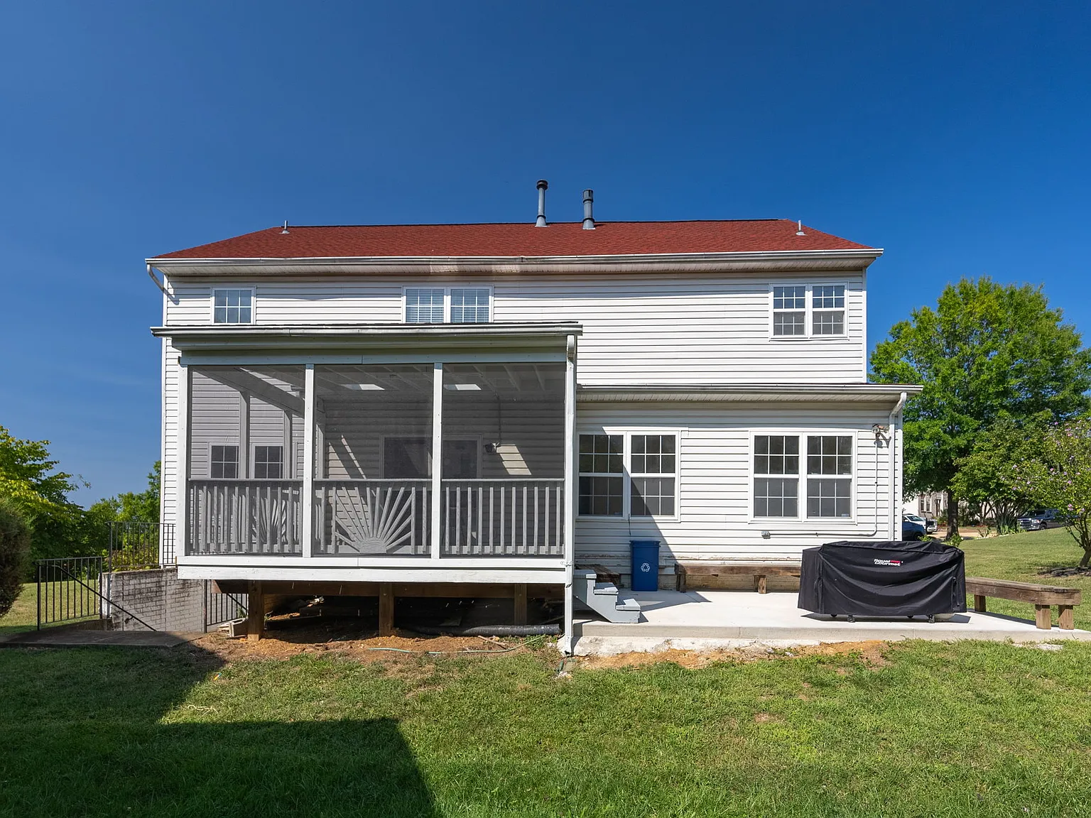 4 bed, 3.5 bath, 3000 sqft, $4,500 — Photo 4