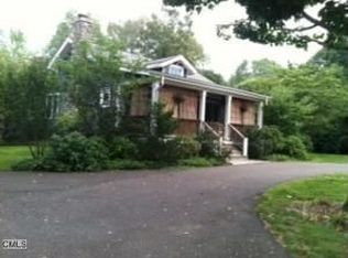 53 Hoyt St, Darien, CT 06820