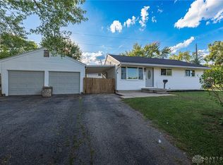 3525 Valleywood Dr, Dayton, OH 45429