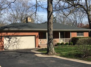 1215 Daryl Ln, Northbrook, IL 60062