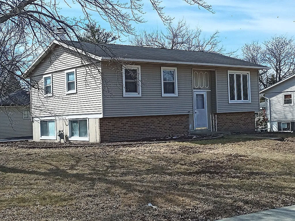 349 Idlewood Dr photo 1