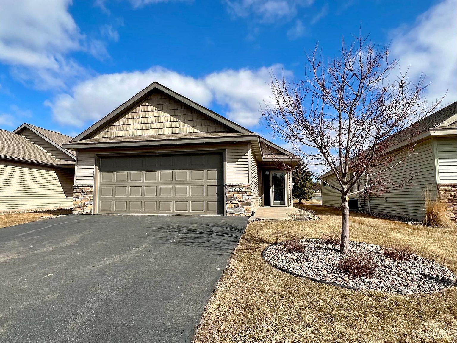 2367 Rangeview Ln, River Falls, WI 54022 Zillow