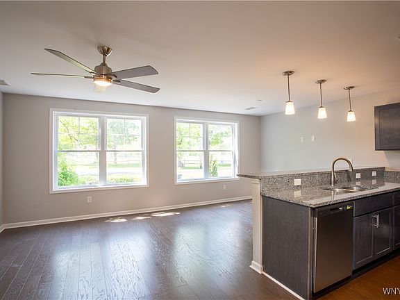 4th image of 8989 Iroquois St