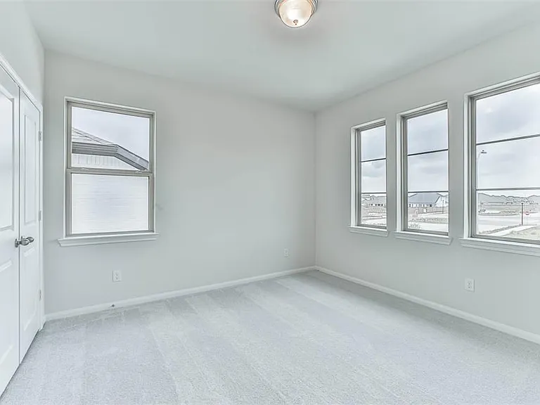 704 Ocean Palms Dr — Photo 25