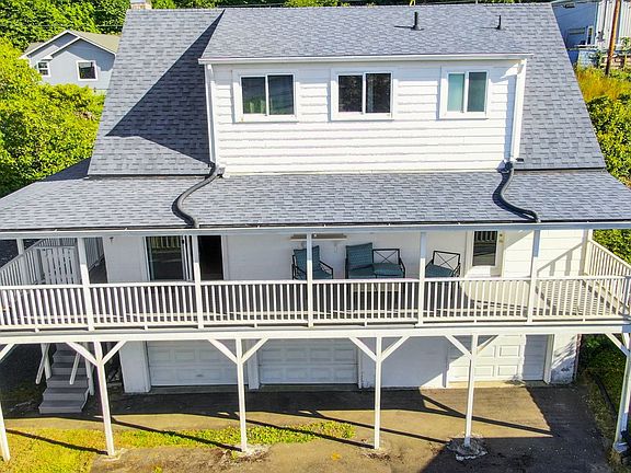 2nd image of 525 Elm Ave