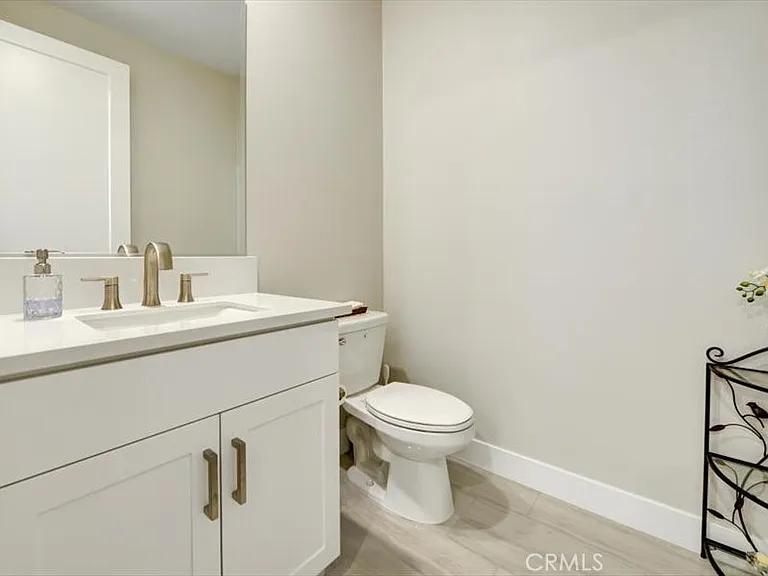 134 Chorus — Photo 16