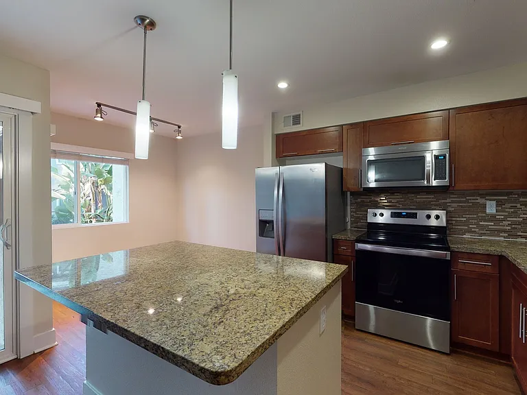 27 Seventy Five Mesa Verde — Photo 157