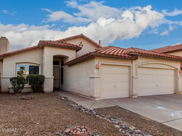 9064 E Rainsage St, Tucson, AZ 85747
