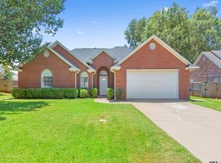 1007 Bobwhite Ln, Whitehouse, TX 75791
