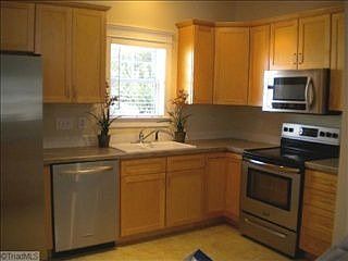 2nd image of 5868 Kenville Green Cir