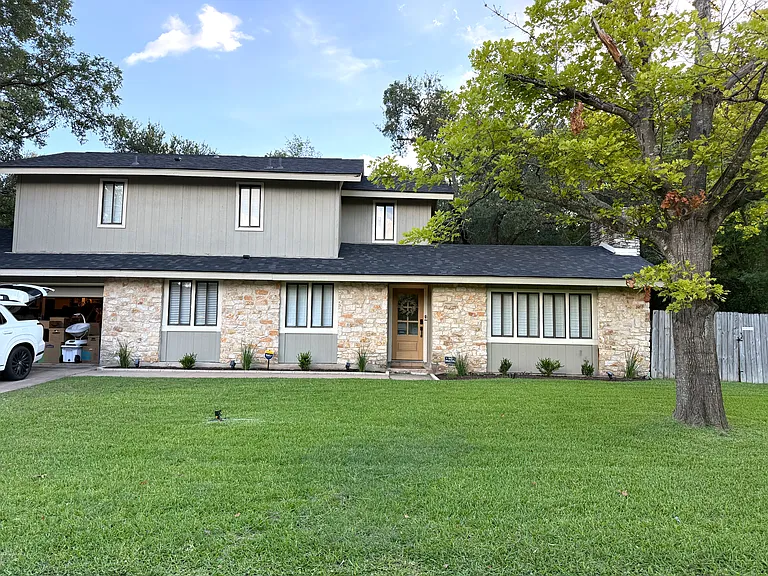 7207 S Brook Dr — Photo 1