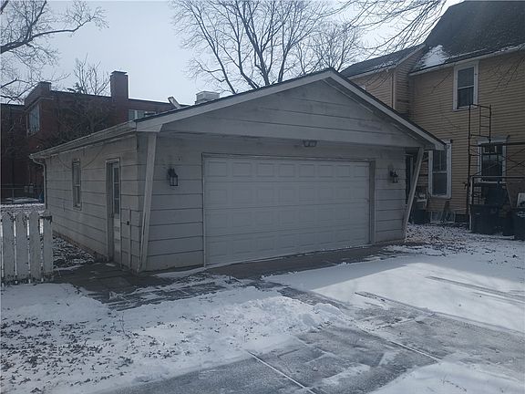 2nd image of 513-511 N Hazel St #515