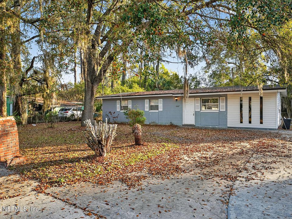 1st image of 8609 OAK LEAF Road