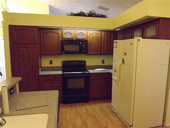 4th image of 634 Moss Park Ct