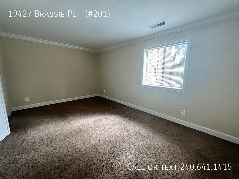 19427 Brassie Pl #201 — Photo 10