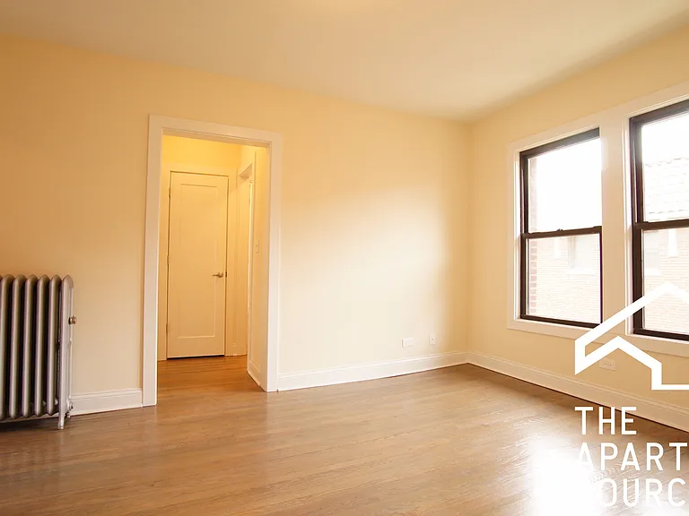 2641 N Spaulding Ave #1E — Photo 6