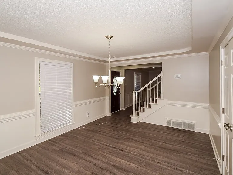 120 Shelley Renee Ln — Photo 5