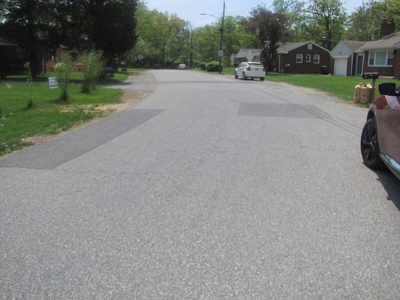 Exterior Neighborhood (street photo)