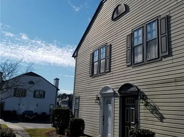 4446 Segovia Ct, Virginia Beach, VA 23462