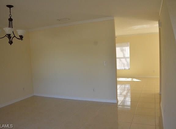 3rd image of 542 Parker Ave S