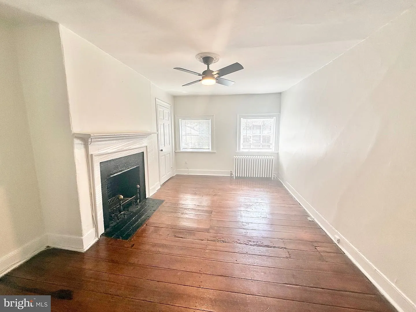1 bed, 700 sqft, $2,099 — Photo 2