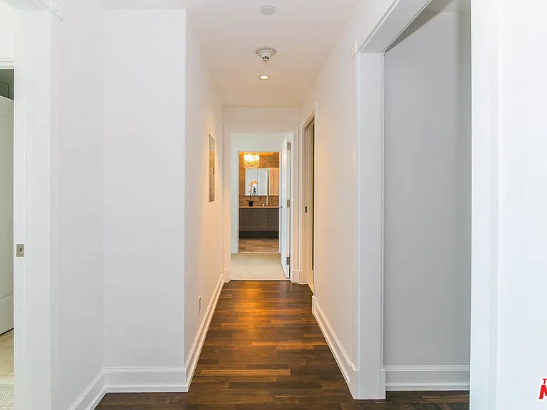 900 W Olympic Blvd #28C — Photo 5