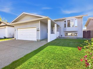 3519 33rd Ave NW, Edmonton, AB T6L 4N6