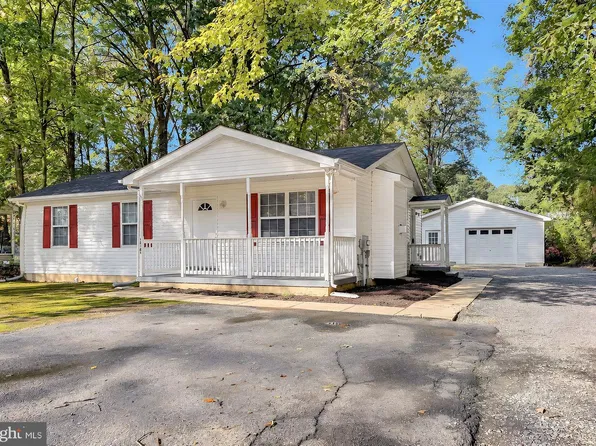 18145 Piedmont Dr, Cobb Island, MD 20625