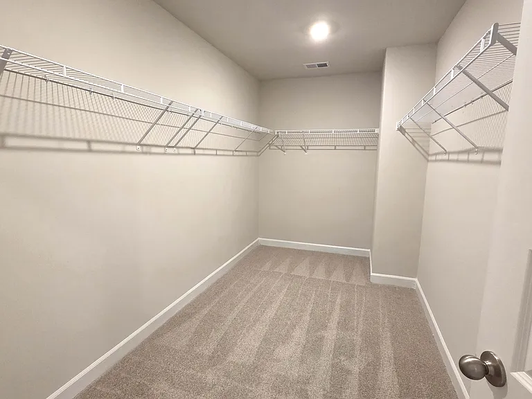 541 Cozy Bluff Rd — Photo 28