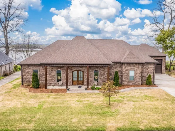 16 River Road Dr E, Mayflower, AR 72106