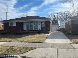 28830 Jane St, Saint Clair Shores, MI