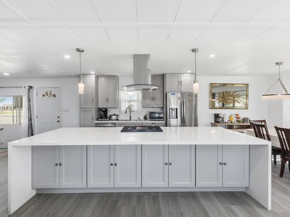 33240 Laura Dr, Thousand Palms, CA 92276