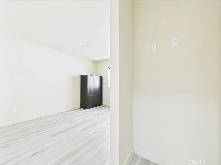 8457 Langdon — Photo 7