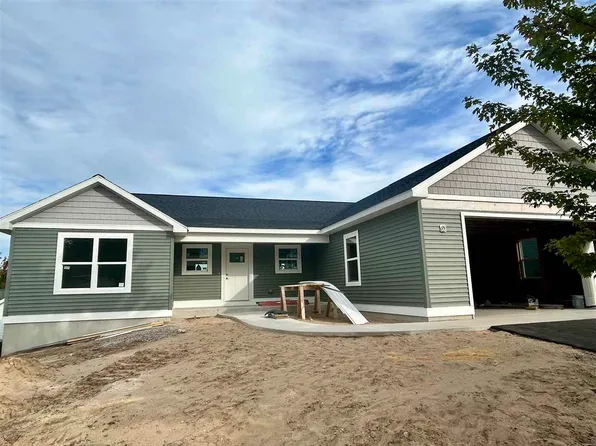 773 Red Oak Way, Petoskey, MI 49770