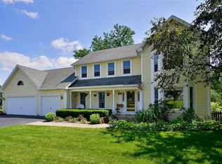 2316 Blackberry Dr, Geneva, IL 60134