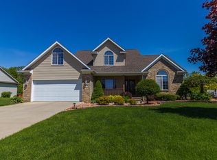 7459 Paradise Dr, Grand Blanc, MI 48439